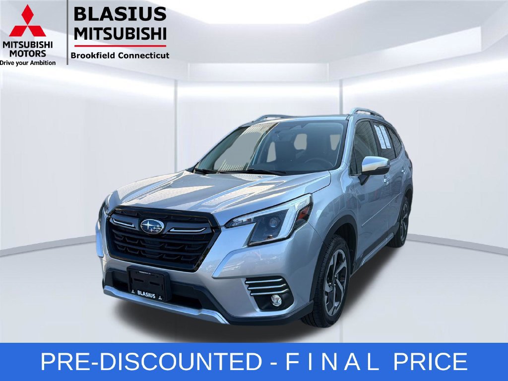 Used 2023 Subaru Forester Touring AWD/4WD image 3