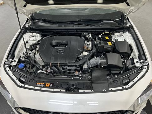 Certified 2025 MAZDA MAZDA3 s FWD image 24