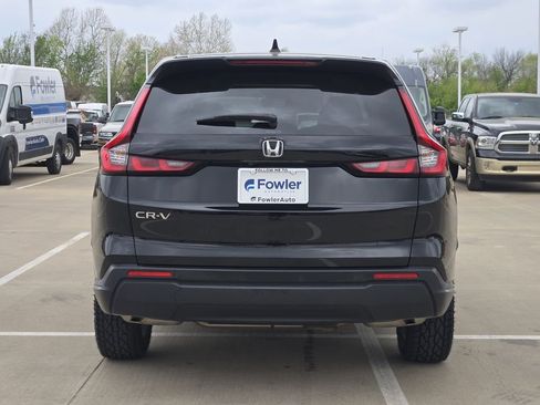 Used 2025 Honda CR-V EX image 6