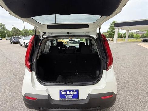 Used 2020 Kia Soul LX FWD image 24