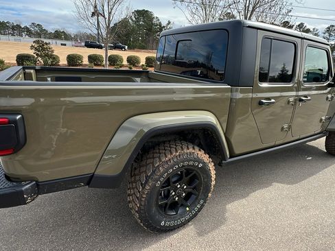 New 2026 Jeep Gladiator Willys image 8