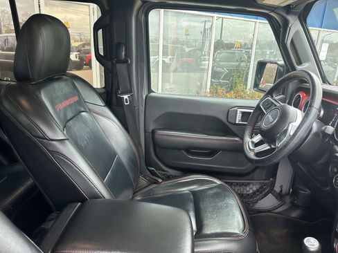Used 2021 Jeep Gladiator Rubicon image 10