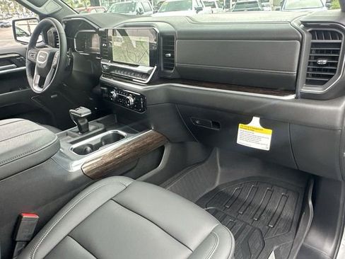 New 2026 GMC Sierra 1500 Elevation w/ Elevation Premium Package image 29