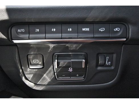 New 2026 Cadillac Escalade Luxury w/ Touring Package AWD/4WD image 15