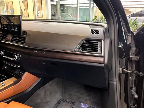 Certified 2023 Audi Q5 2.0T Premium Plus w/ Premium Plus Package image 19