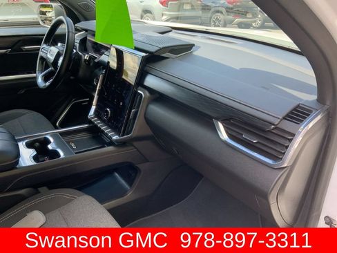 Certified 2025 GMC Acadia Elevation AWD/4WD image 28