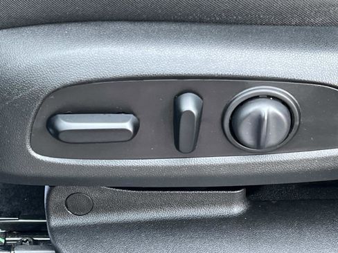 Used 2021 Chevrolet Blazer LT image 29