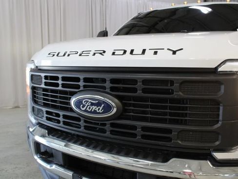 Used 2025 Ford F350 XL w/ XL Driver Assist Package AWD/4WD image 34