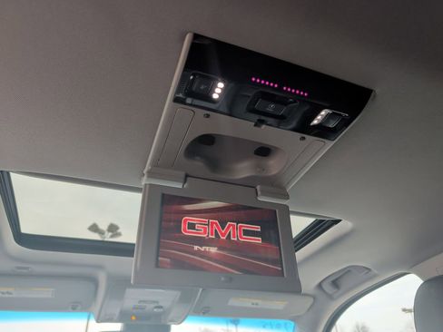 Used 2015 GMC Yukon SLT image 22