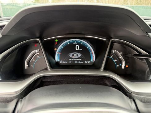 Used 2017 Honda Civic Touring image 20