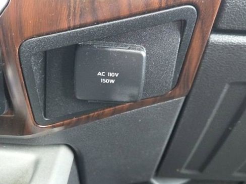 Used 2014 Ford F350 Lariat w/ Lariat Ultimate Package image 43