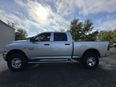 Used 2018 RAM 2500 Tradesman w/ Chrome Appearance Group image 3