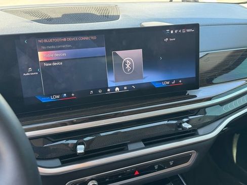 Used 2025 BMW X7 xDrive40i AWD/4WD image 21