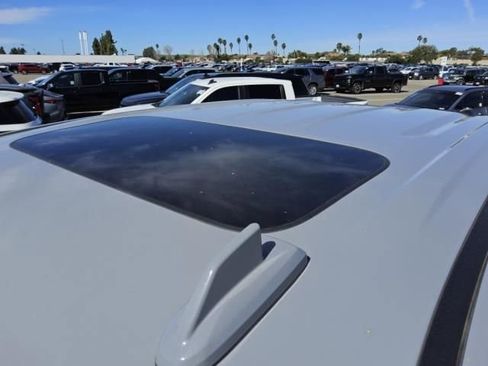 Used 2024 GMC Sierra 2500 AT4 w/ AT4 Premium Plus Package image 6