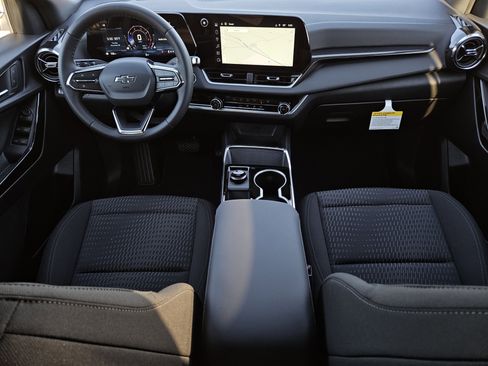 New 2026 Chevrolet Equinox LT image 29