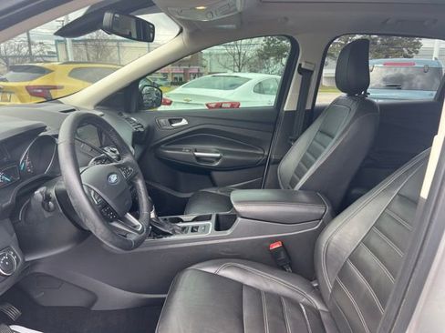 Used 2018 Ford Escape Titanium image 12