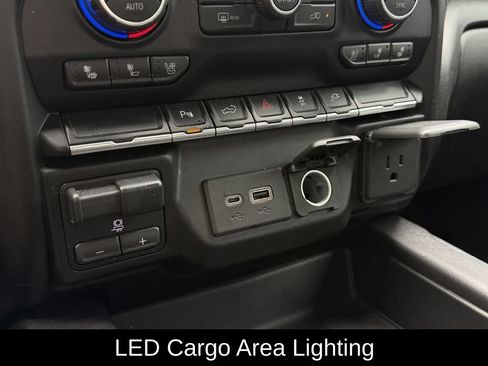 Used 2021 Chevrolet Silverado 2500 LTZ w/ LTZ Plus Package AWD/4WD image 39