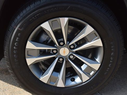 New 2027 Chevrolet Equinox LT FWD image 10