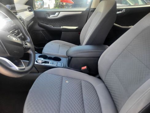 Used 2020 Ford Escape SE FWD image 45
