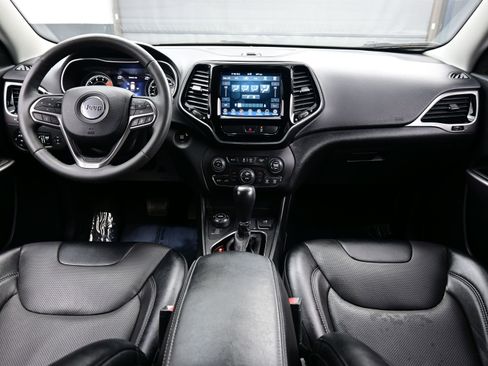 Used 2022 Jeep Cherokee Limited image 18