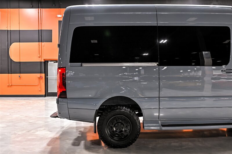 Used 2023 Mercedes-Benz Sprinter 2500 image 6