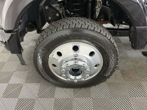 Certified 2025 Ford F450 Platinum w/ FX4 Off-Road Package image 34