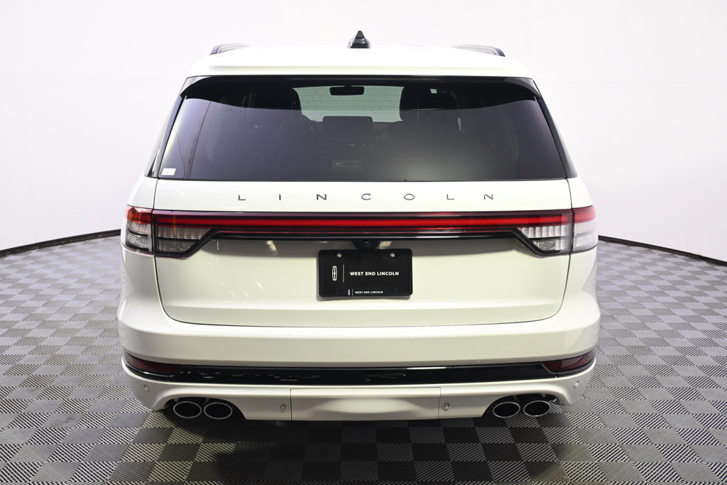 New 2026 Lincoln Aviator AWD w/ Jet Appearance Package image 5