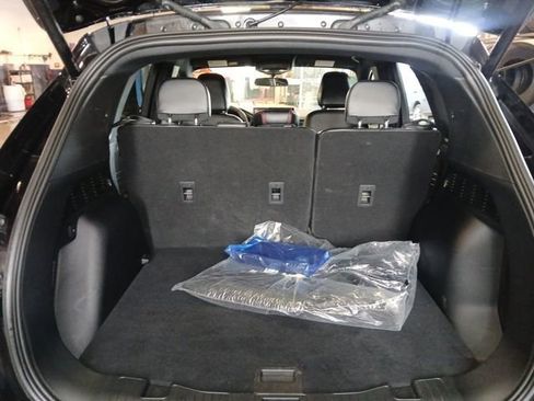 Used 2024 Ford Escape ST-Line w/ Tech Pack #1 AWD/4WD image 38