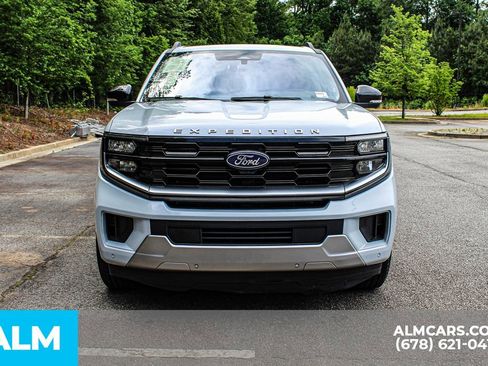 Used 2025 Ford Expedition Max Platinum AWD/4WD image 10