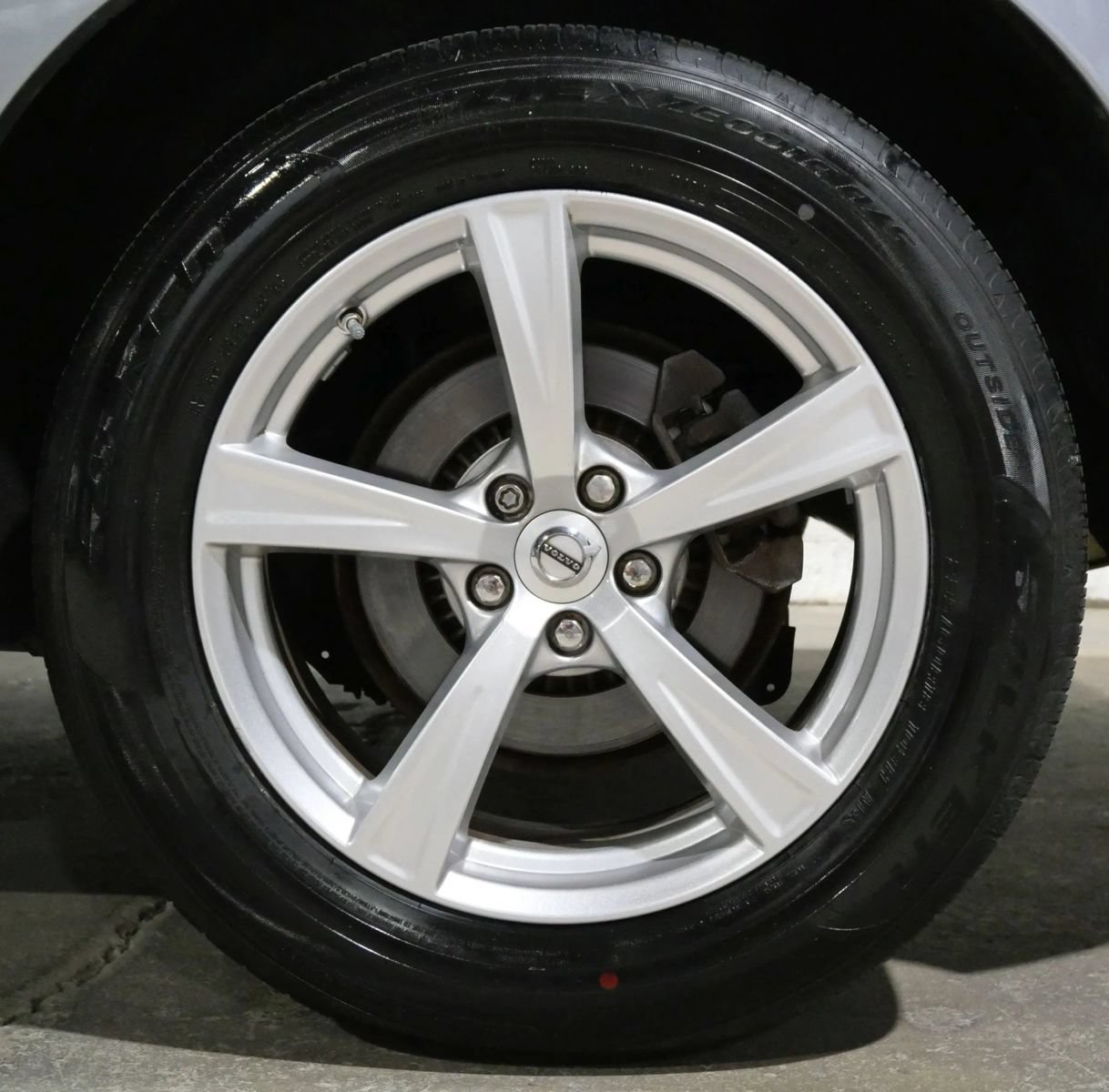 Used 2010 Volvo XC60 T6 AWD/4WD image 26