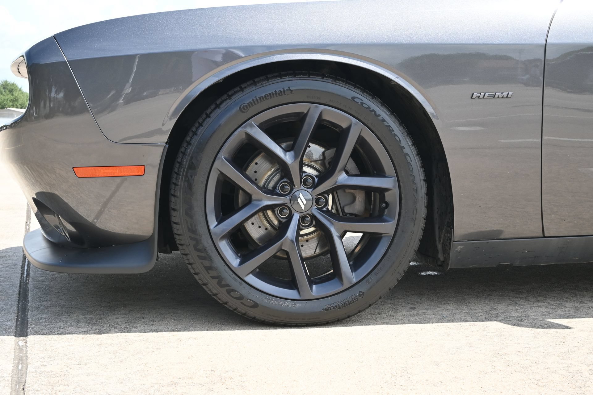 Used 2019 Dodge Challenger R/T w/ Blacktop Package RWD image 28
