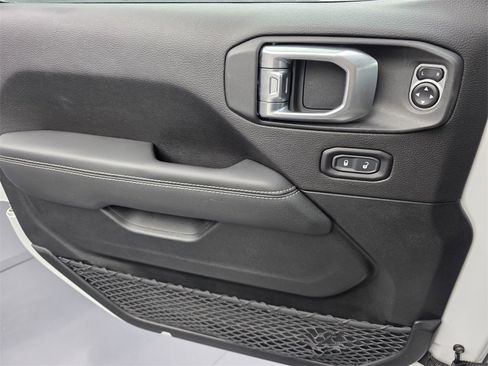 Used 2019 Jeep Wrangler Unlimited Sahara w/ Dual Top Group image 24