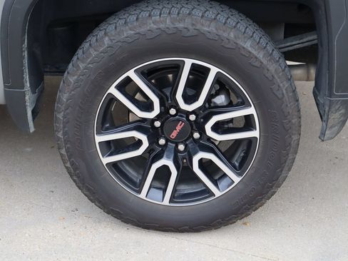 Used 2026 GMC Sierra 1500 AT4 w/ AT4 Premium Package AWD/4WD image 31