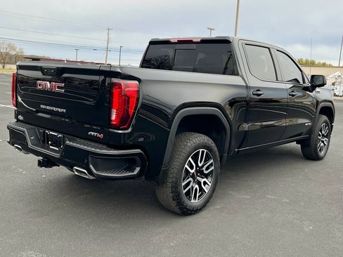 Used 2025 GMC Sierra 1500 AT4 w/ AT4 Preferred Package image 9