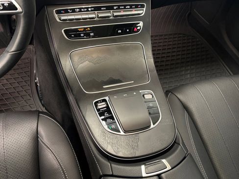 Used 2023 Mercedes-Benz E 350 4MATIC Sedan image 40