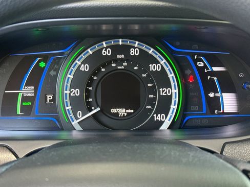Used 2015 Honda Accord Hybrid Sedan image 19