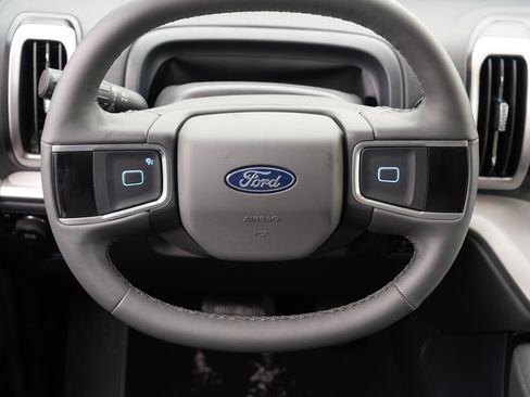 New 2026 Ford Expedition Active image 43