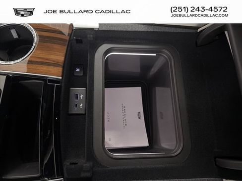 New 2026 Cadillac Escalade Platinum Sport AWD/4WD image 40