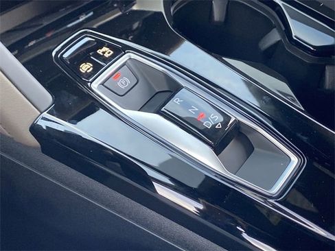 Used 2025 Audi Q5 Premium Plus image 30