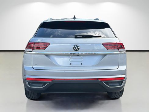 Used 2023 Volkswagen Atlas Cross Sport SE FWD image 4