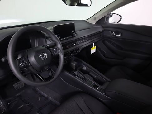 Certified 2025 Honda Accord SE image 26