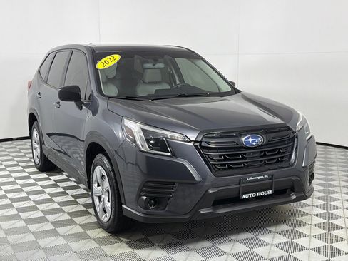 Used 2022 Subaru Forester AWD/4WD image 3