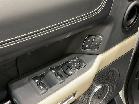 Used 2022 Ford Expedition Max Platinum image 7