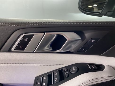 Certified 2024 BMW X5 xDrive40i w/ Premium Package image 14