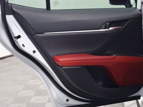 Used 2021 Toyota Camry XSE image 13