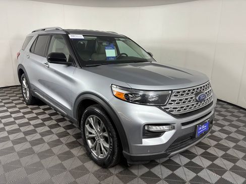 Certified 2022 Ford Explorer Limited image 1