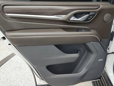 Used 2021 GMC Yukon Denali w/ Denali Ultimate Package image 28