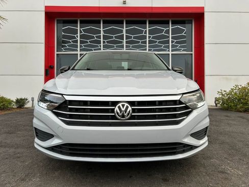 Used 2019 Volkswagen Jetta S FWD image 2