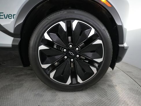 Used 2024 Chevrolet Blazer EV RS AWD/4WD image 20