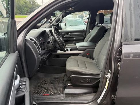 Used 2022 RAM 1500 Big Horn AWD/4WD image 9